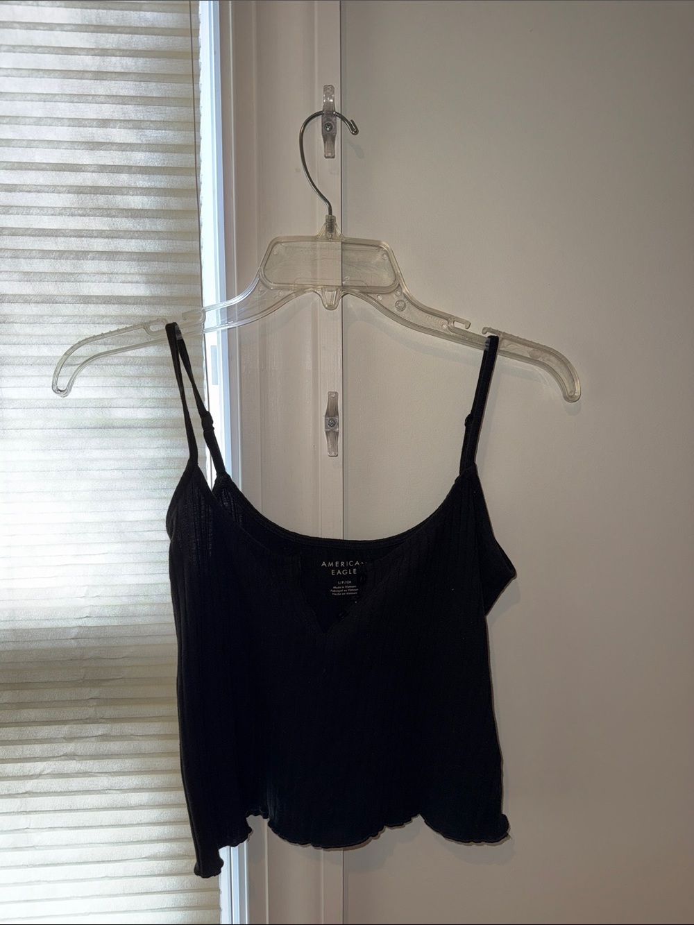 American Eagle Outfitters Black Ribbed Cropped Camisole